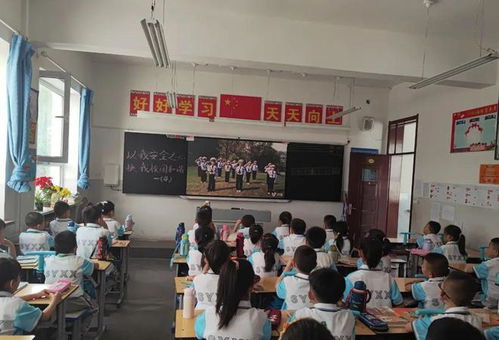 朔州市实验小学开展交通安全进课堂活动