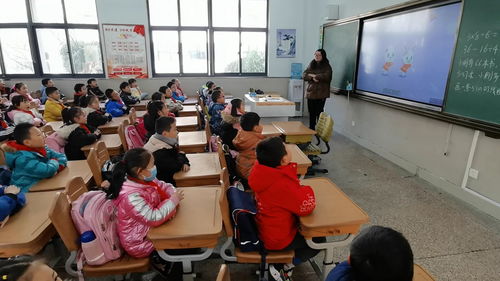 跨塘实验小学迎新班级表演律动与合唱