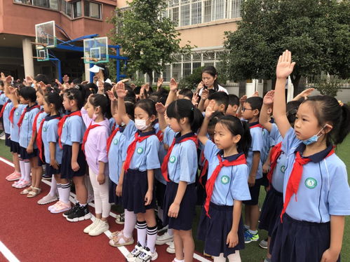 黄河实验小学用特色教育上开学第一课